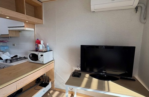Sinchon-dong Apartment | Hongdae/Sinchon city-view apartment