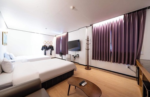 Hongseong Hotel | Hongsung H