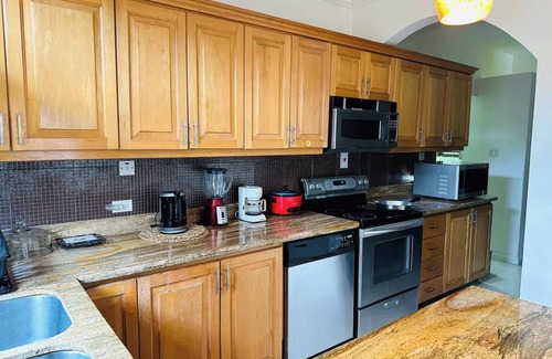 Gordon Town House | Hope Gardens - UWI - UTECHnn