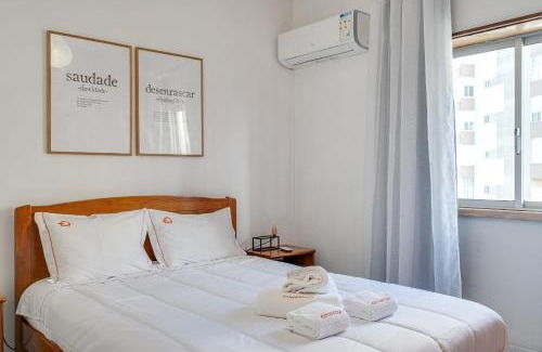 Cova da Piedade Apartment | Hopstays - Almada Saudade