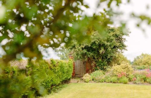Welsh Frankton Bed & Breakfast | Hordley Hall