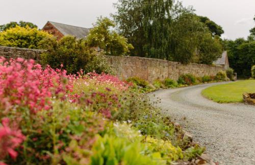 Welsh Frankton Bed & Breakfast | Hordley Hall
