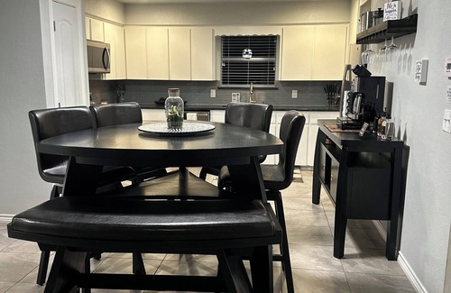 Horseshoe Bay House | Horseshoe Bay & Marble Falls TX SLEEPS 16 Three KING Beds Boat Rental