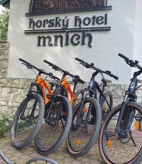 Bobrovec Hotel | Horsky Hotel Mnich