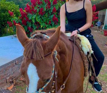 Bom Principio House | Hospedagem Bela Roça - Lareira, Passeio a cavalo, ovelhas