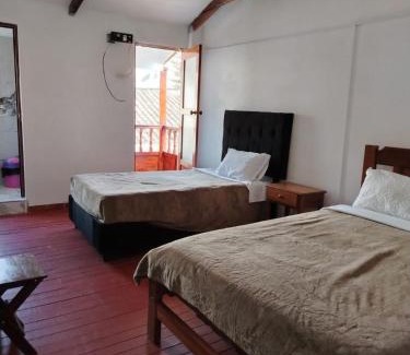 Urubamba House | Hospedaje Apu San Isidro