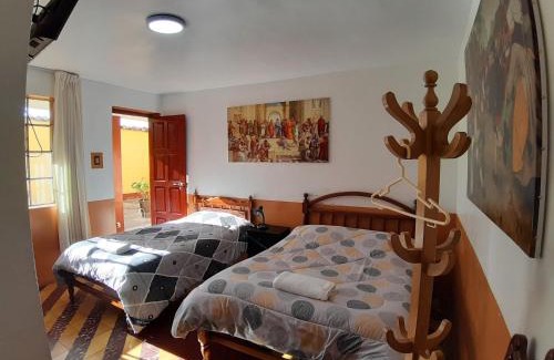 Ayacucho House | HOSPEDAJE CENTRAL