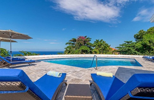 Montego Bay Apartment | Hospitality Expert Nianna Eden: 7BR, Pools, Beach