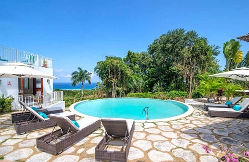 Montego Bay Apartment | Hospitality Expert HALF HILL 1BR - Pool/Beach