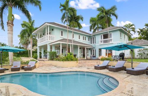 Montego Bay Villa | Hospitality Expert Ultra 11BR