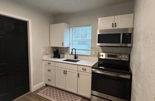 Pompano Beach Villa | Hospitals | BEACH | Trendy LUX Coastal Villa