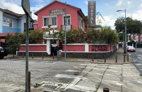 La Mariscal House | Hostal Almagro