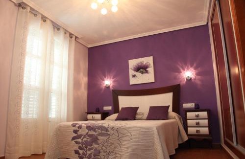 Tabernas House | Hostal Avenida