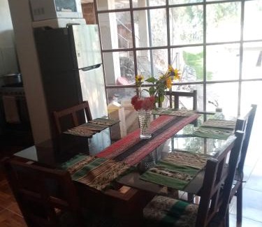 Urubamba House | Hostal Aylluq Wasin - Guest House-Casa de Familia