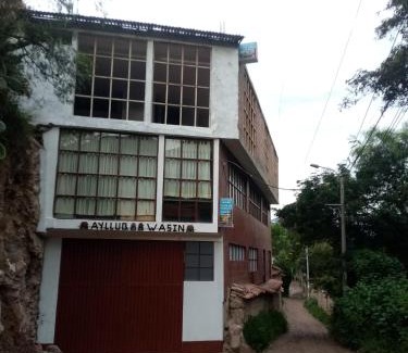Urubamba House | Hostal Aylluq Wasin - Guest House-Casa de Familia