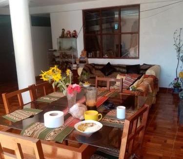 Urubamba House | Hostal Aylluq Wasin - Guest House-Casa de Familia