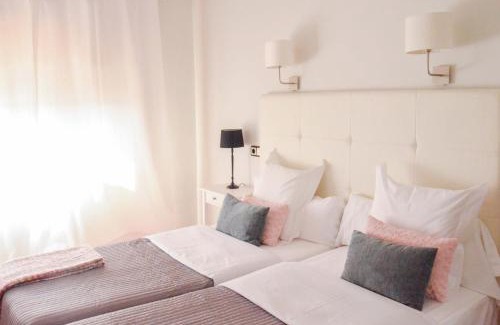 Puebla de Sanabria House | Hostal Carlos V