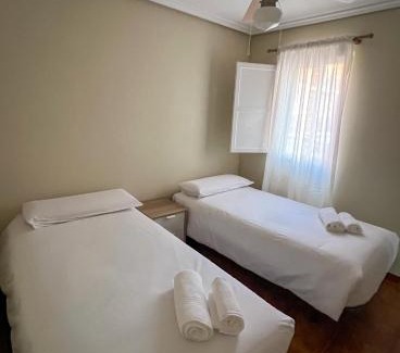 Aranda de Duero Hotel | Hostal Entre Puertas