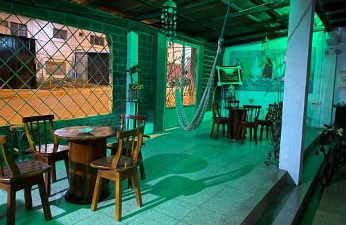 Playas Hotel | Hostal La Cabaña Típica