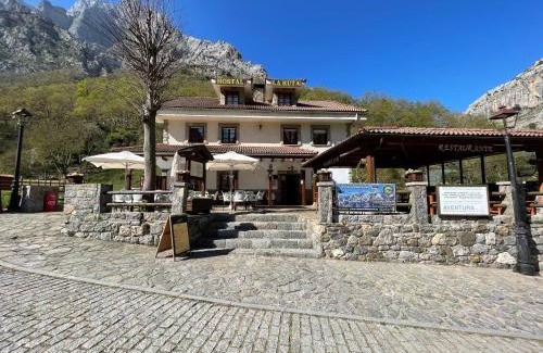 Cain Hotel | Hostal La Ruta