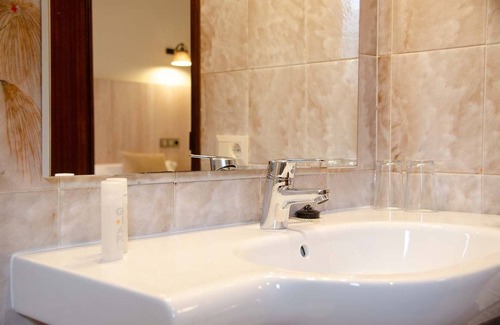 Llavorsi Hostel | Hostal Noguera