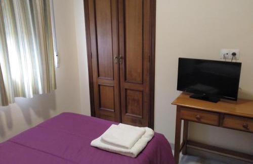 Camponaraya House | Hostal Orly