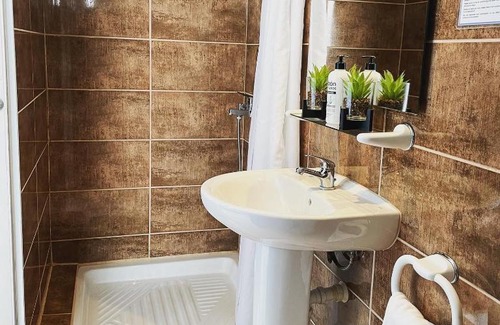 Ses Cadenes House | Hostal Playa de Palma