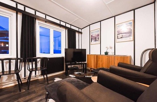 Longyearbyen Hostel | Hostel ∙ 6 guests