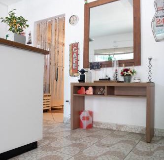 Pinheiros Hostel | Hostel Calábria na Vila Madalena junto a alegria da Vila