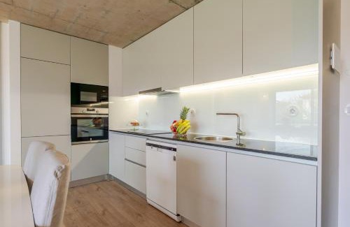 Vila Nova de Gaia Apartment | HostWise - Modern Flat w/Balcony, Garage & Pool