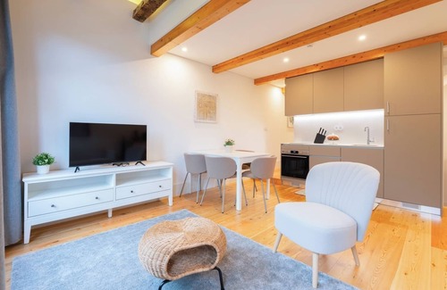 Guimaraes Apartment | HostWise - Spacious and Family Flats
