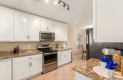 West Point Towne Center House | Hot Pool, Pup Friendly! Perfectly Perfect!