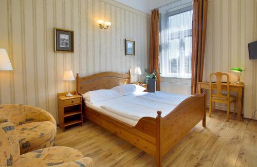 Hruba Skala Hotel | Hotel Štekl - Hrubá Skála