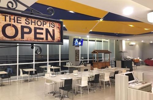 Rawalumbu Hotel | Hotel 88 Bekasi By WH