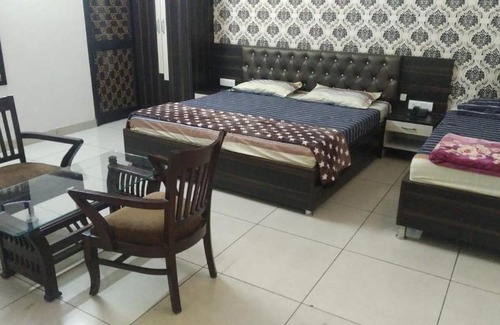 Focal Point Hotel | HOTEL ACE