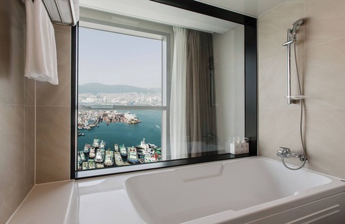 Yeongdo Hotel | Hotel Adela