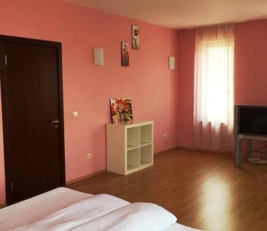 rajon Vrabnitsa Hotel | Hotel Alexander