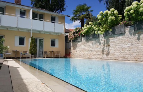 Ueberlingen Hotel | Hotel Alpenblick Garni