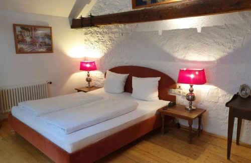 Saarlouis Hotel | Hotel Altes Pfarrhaus Beaumarais