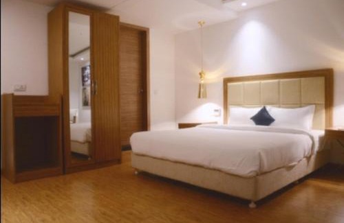 Rajnandgaon Hotel | HOTEL AMORA - Rajnandgaon