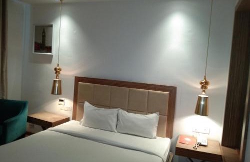 Rajnandgaon Hotel | HOTEL AMORA - Rajnandgaon