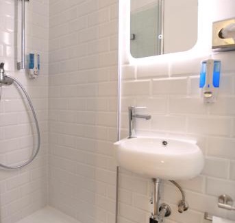 Gutleutviertel Hotel | Hotel Apadana Frankfurt