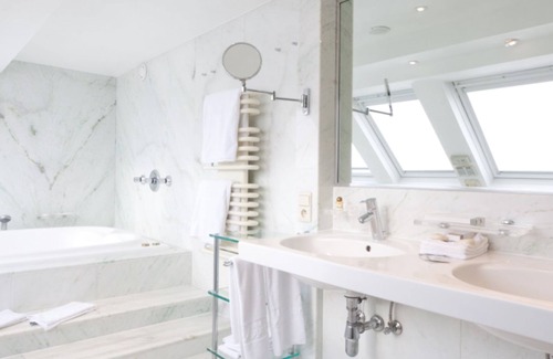 Het Zoute Hotel | Hotel Approach