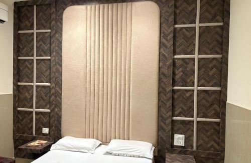 Old Delhi Hotel | Hotel Ashirwad, Chandni Chowk