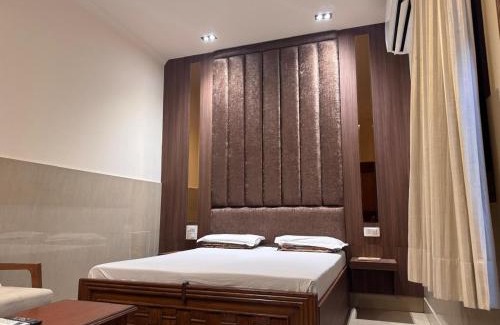 Old Delhi Hotel | Hotel Ashirwad, Chandni Chowk