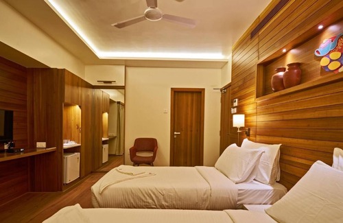 Kolhapur Hotel | Hotel Atharv
