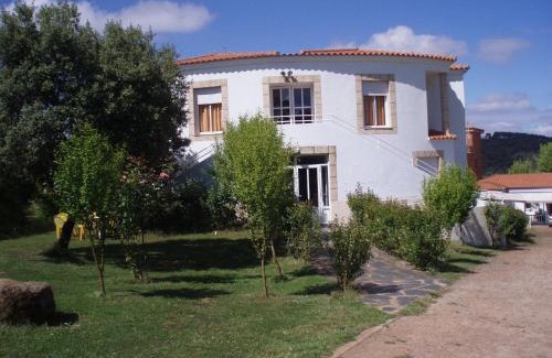 Montanchez Hotel | Hotel Balneario Fuentes del Trampal