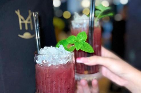 Skataj Hotel | HOTEL BAR RESTORANT YLLI