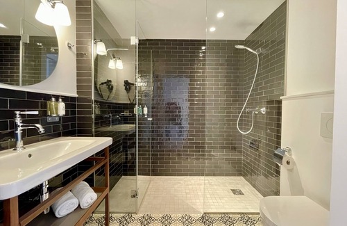 Cort Hotel | Hotel Basílica