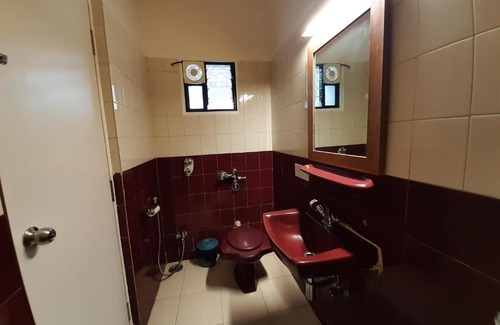 Shivajinagar Hotel | Hotel Bhooshan, Shivajinagar, Pune